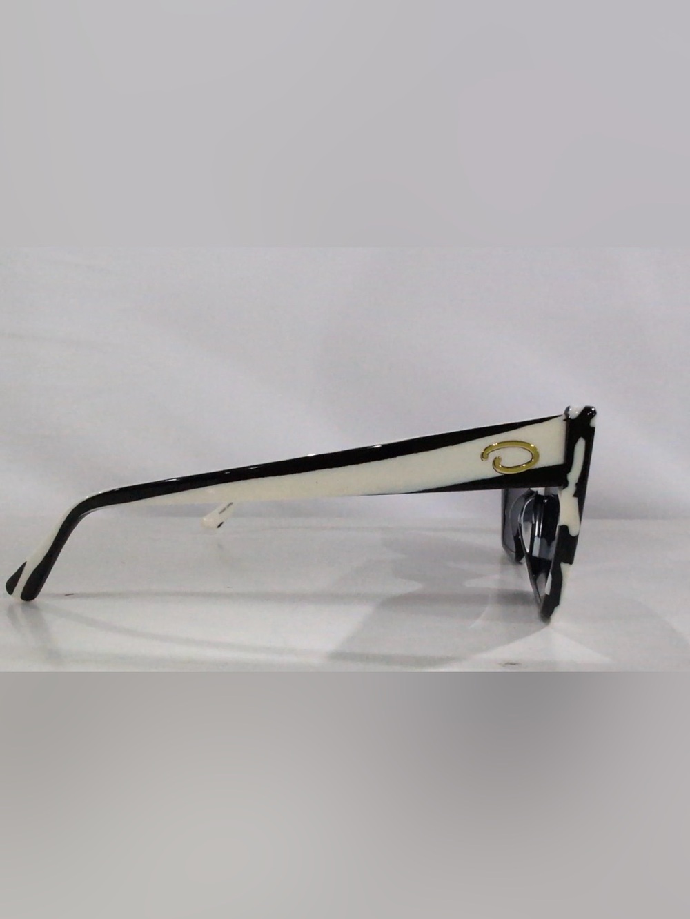 Oscar De La Renta Sunglasses - Picture 4 of 7